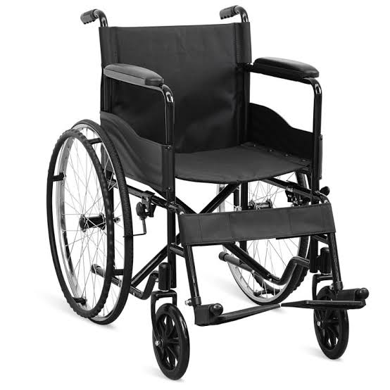 Silla de ruedas tamaño estándar